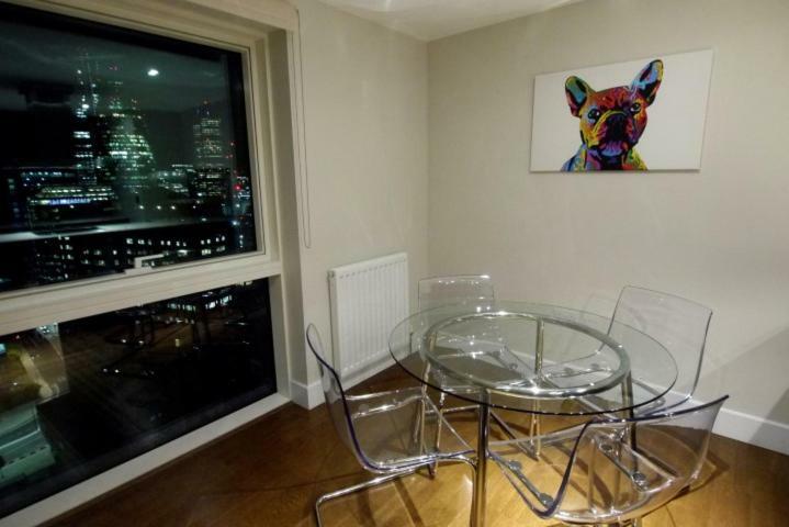 לונדון One Commercial Street Apartment מראה חיצוני תמונה
