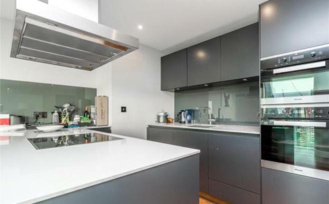 לונדון One Commercial Street Apartment מראה חיצוני תמונה